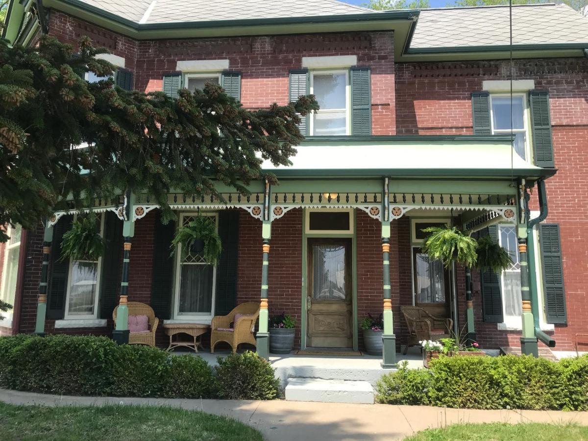 The Nauvoo Grand Bed & Breakfast Eksteriør billede
